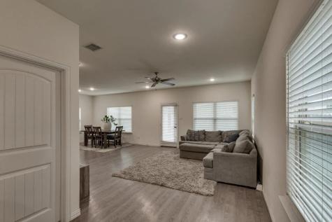 4627 Raleigh Dalton Road Dallas TX 75227