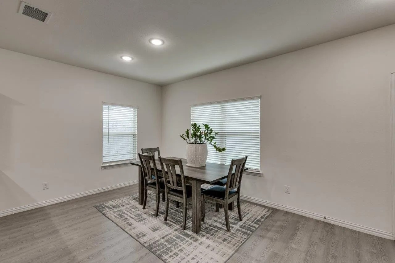 4627 Raleigh Dalton Road Dallas TX 75227