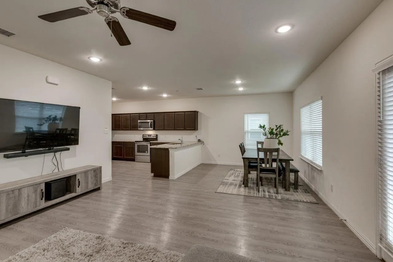 4627 Raleigh Dalton Road Dallas TX 75227
