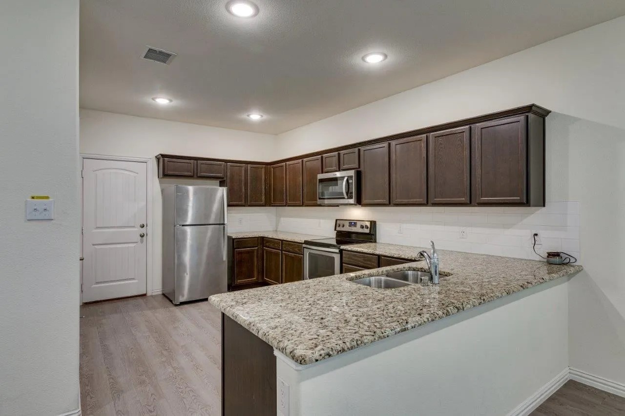 4627 Raleigh Dalton Road Dallas TX 75227