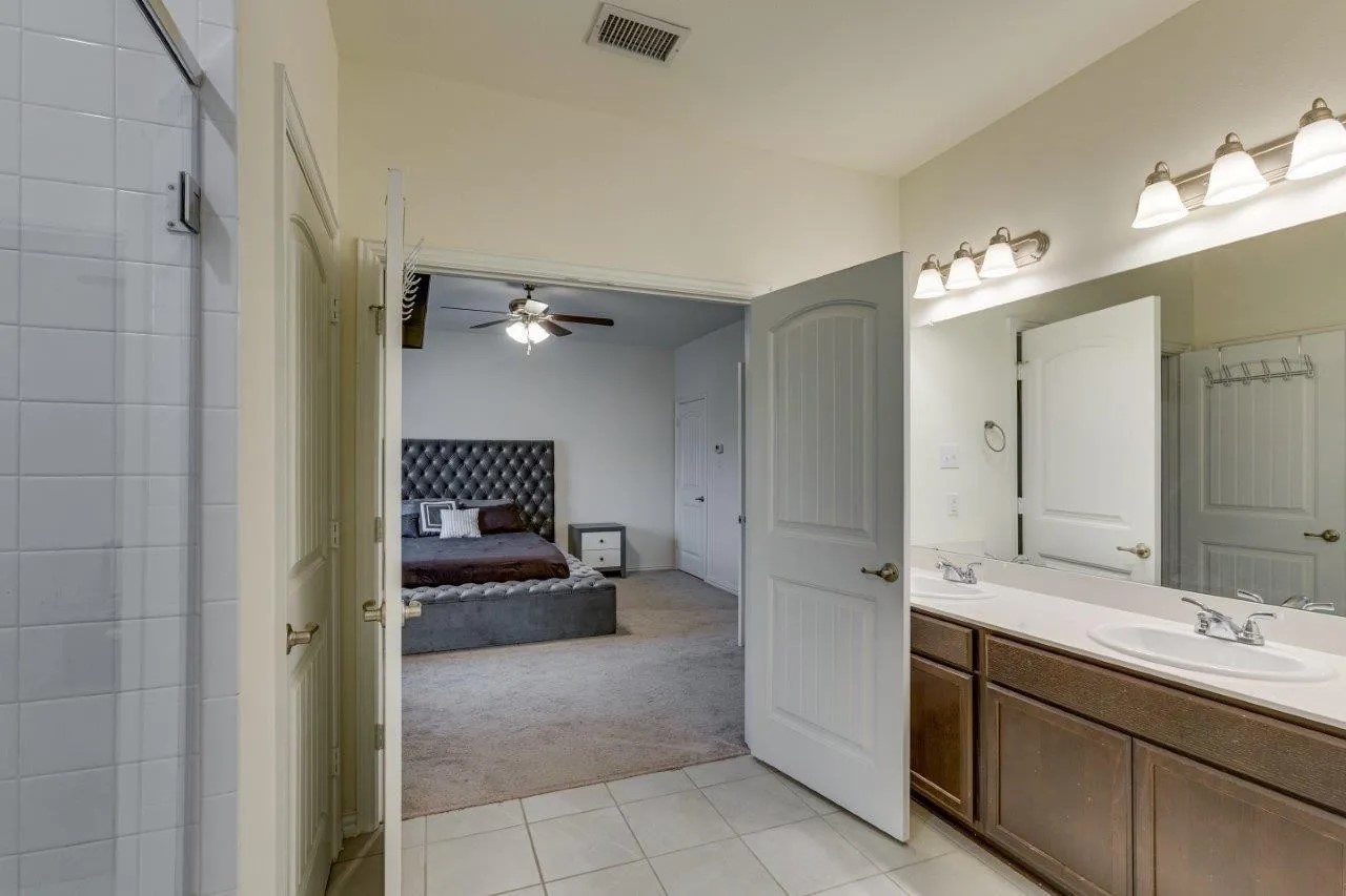 4627 Raleigh Dalton Road Dallas TX 75227