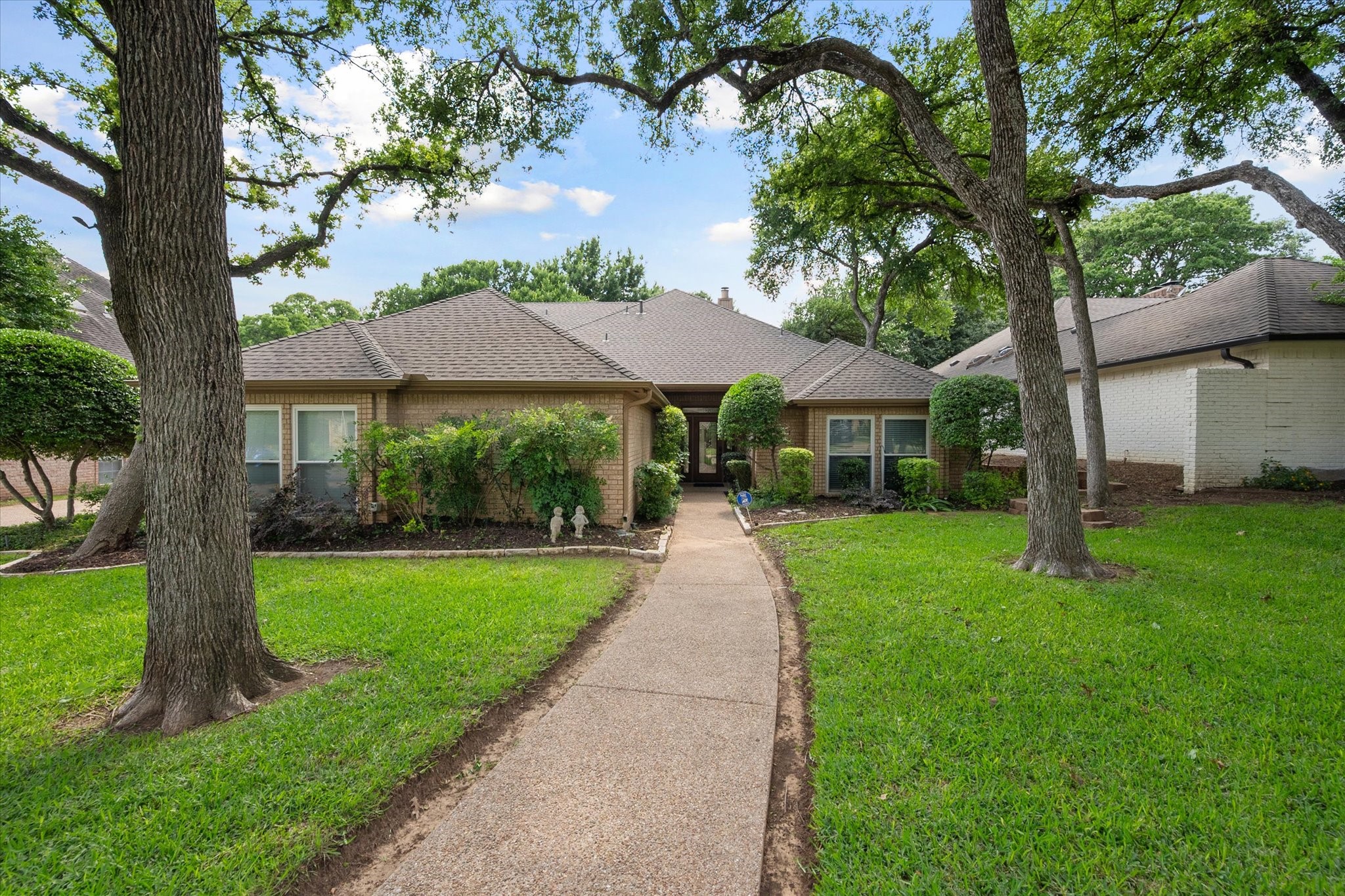 829 Kingston Drive Mansfield TX 76063