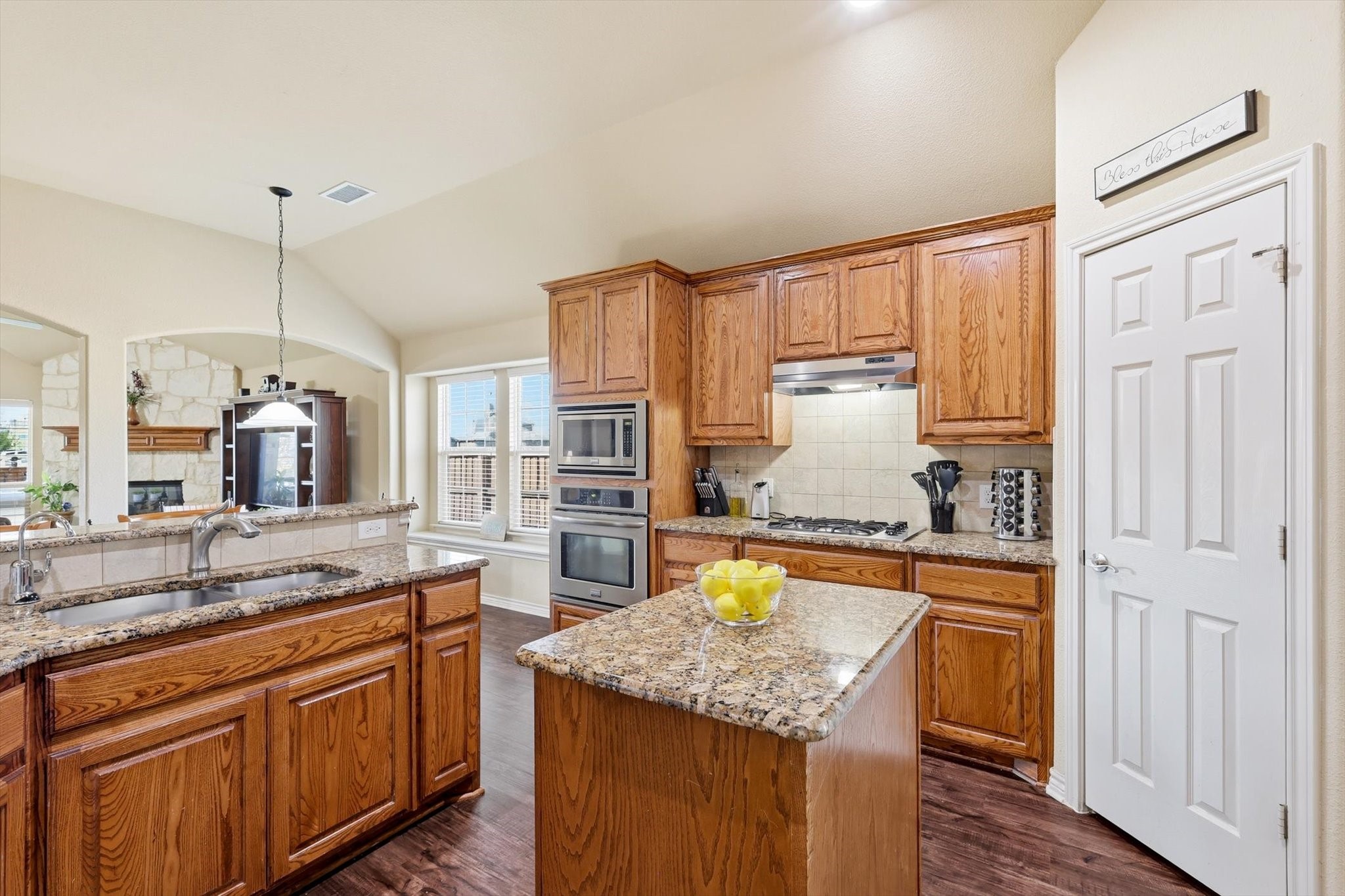 9445 Chuparosa Drive Fort Worth TX 76177