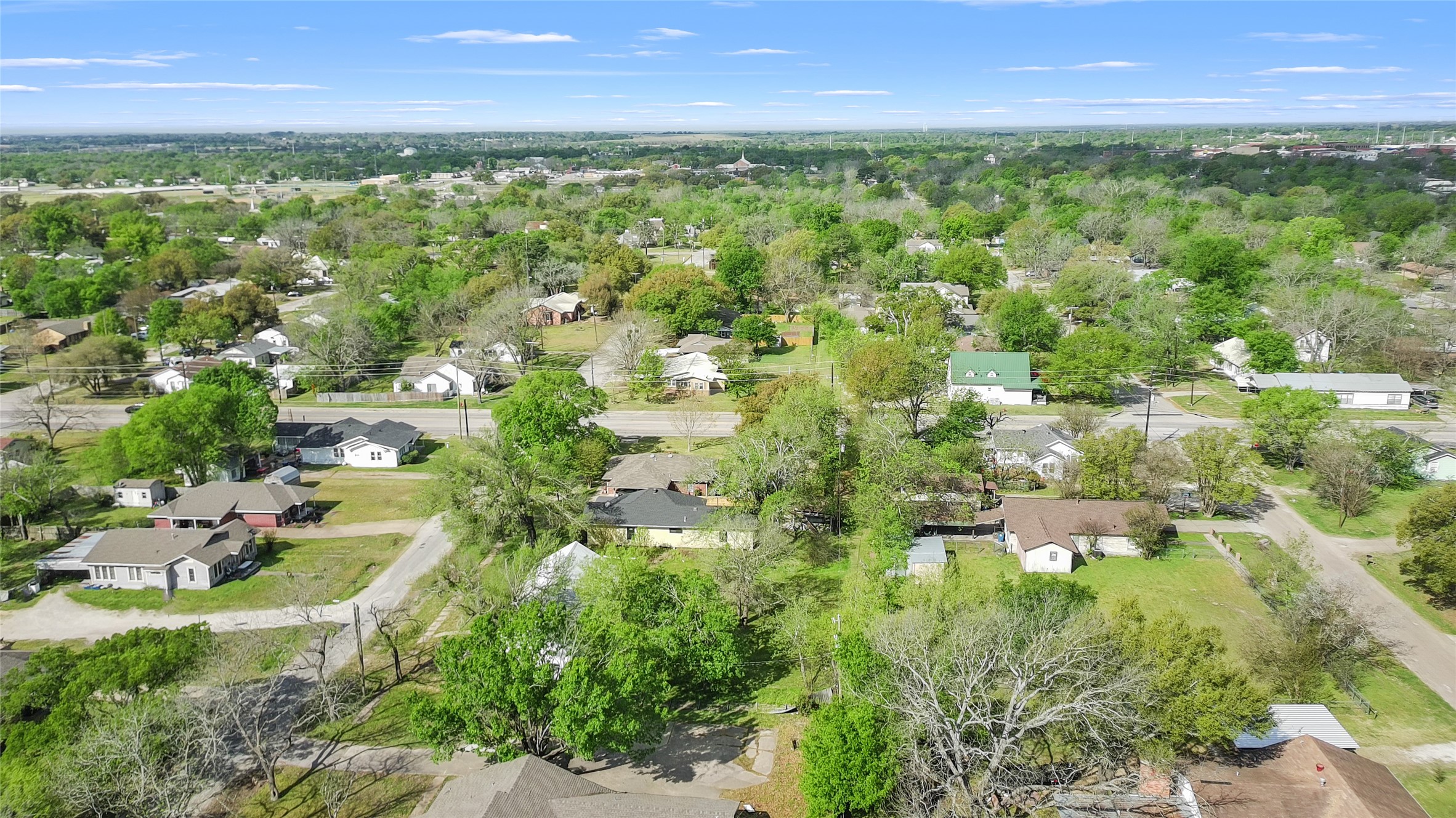 1005 E Evergreen Street Mexia TX 76667