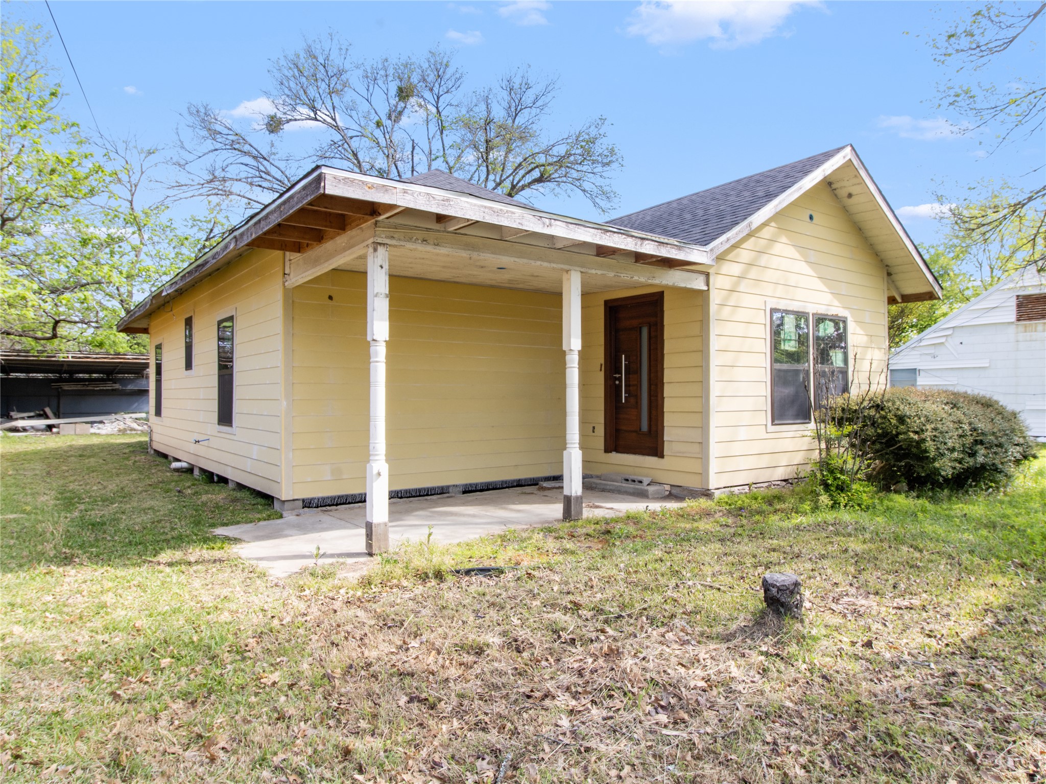 1005 E Evergreen Street Mexia TX 76667