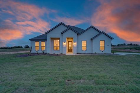 504 Clifton Court Springtown TX 76082
