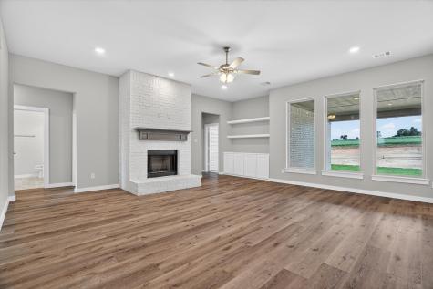 504 Clifton Court Springtown TX 76082