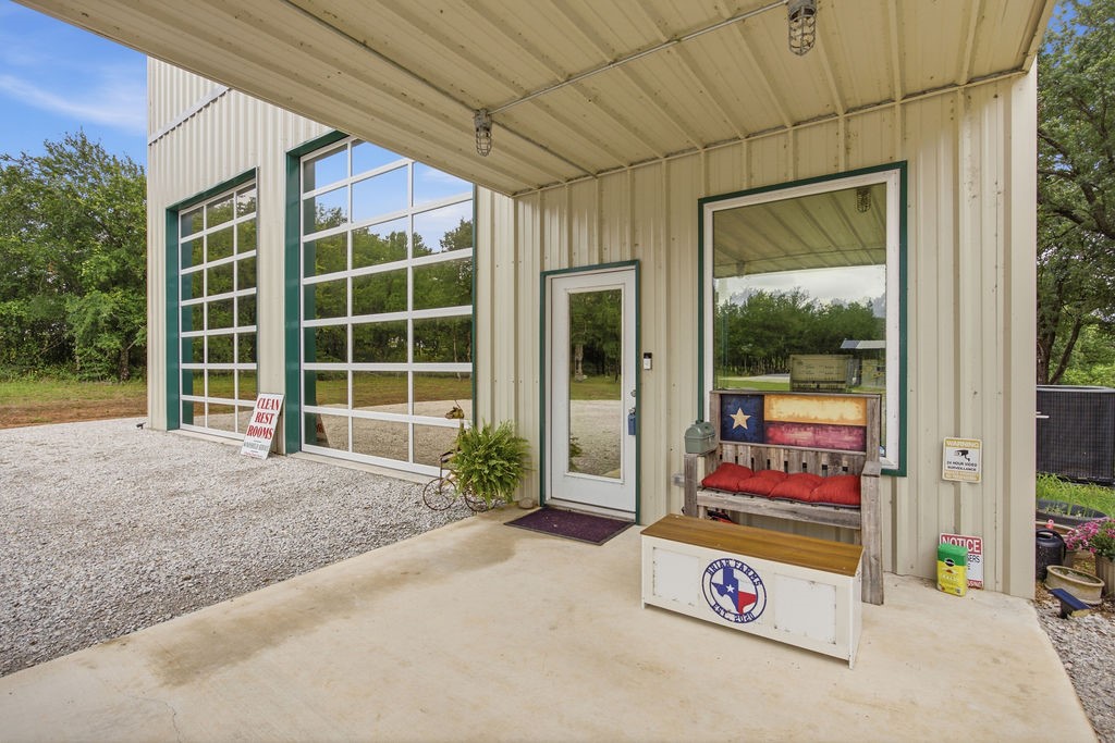 189 County Road 4767 Boyd TX 76023