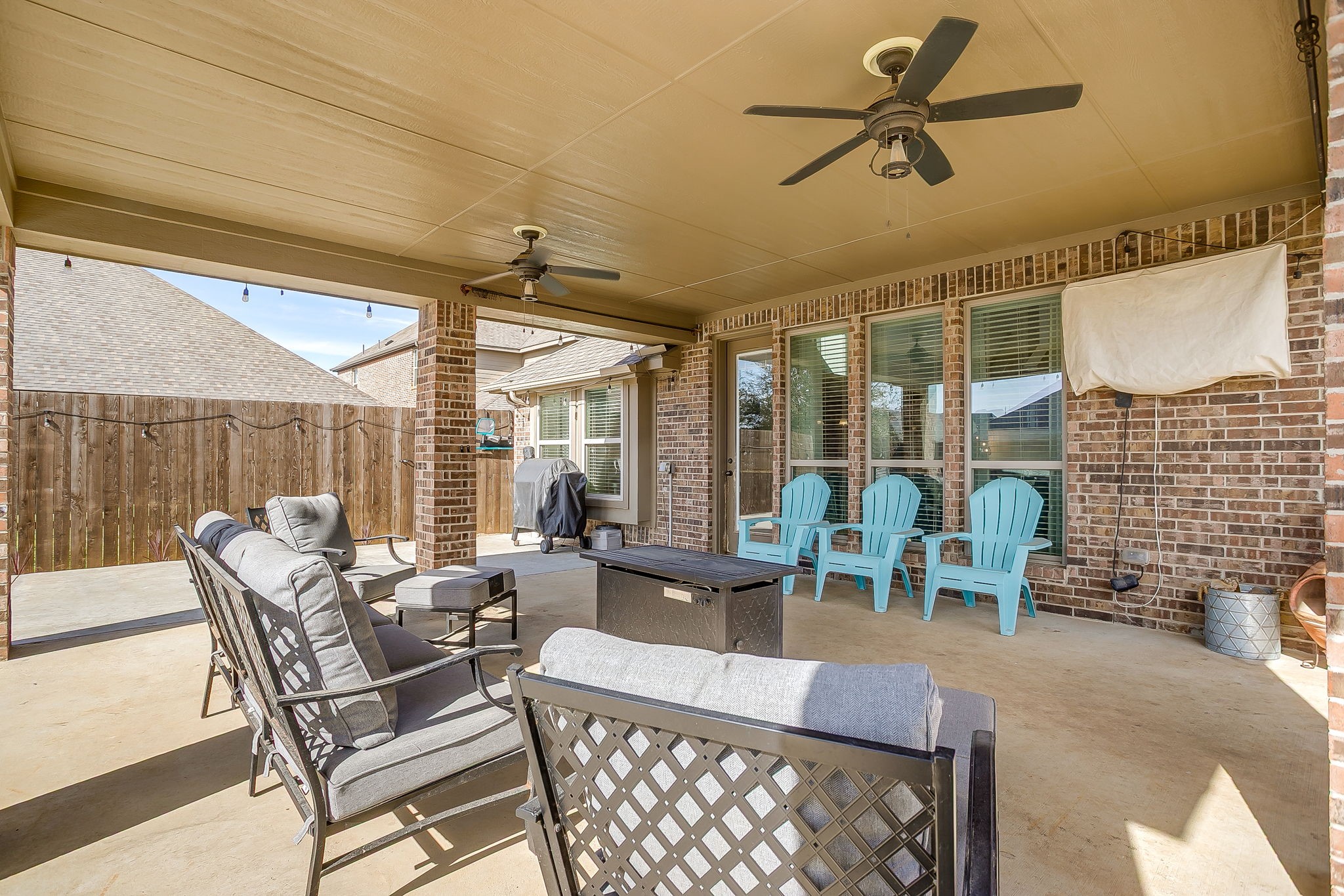 2747 Elmwood Drive Burleson TX 76028