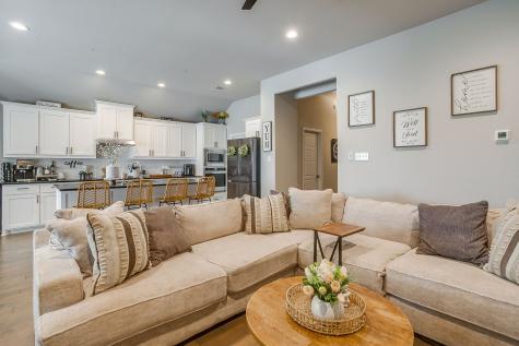 709 Waterford Way Joshua TX 76058