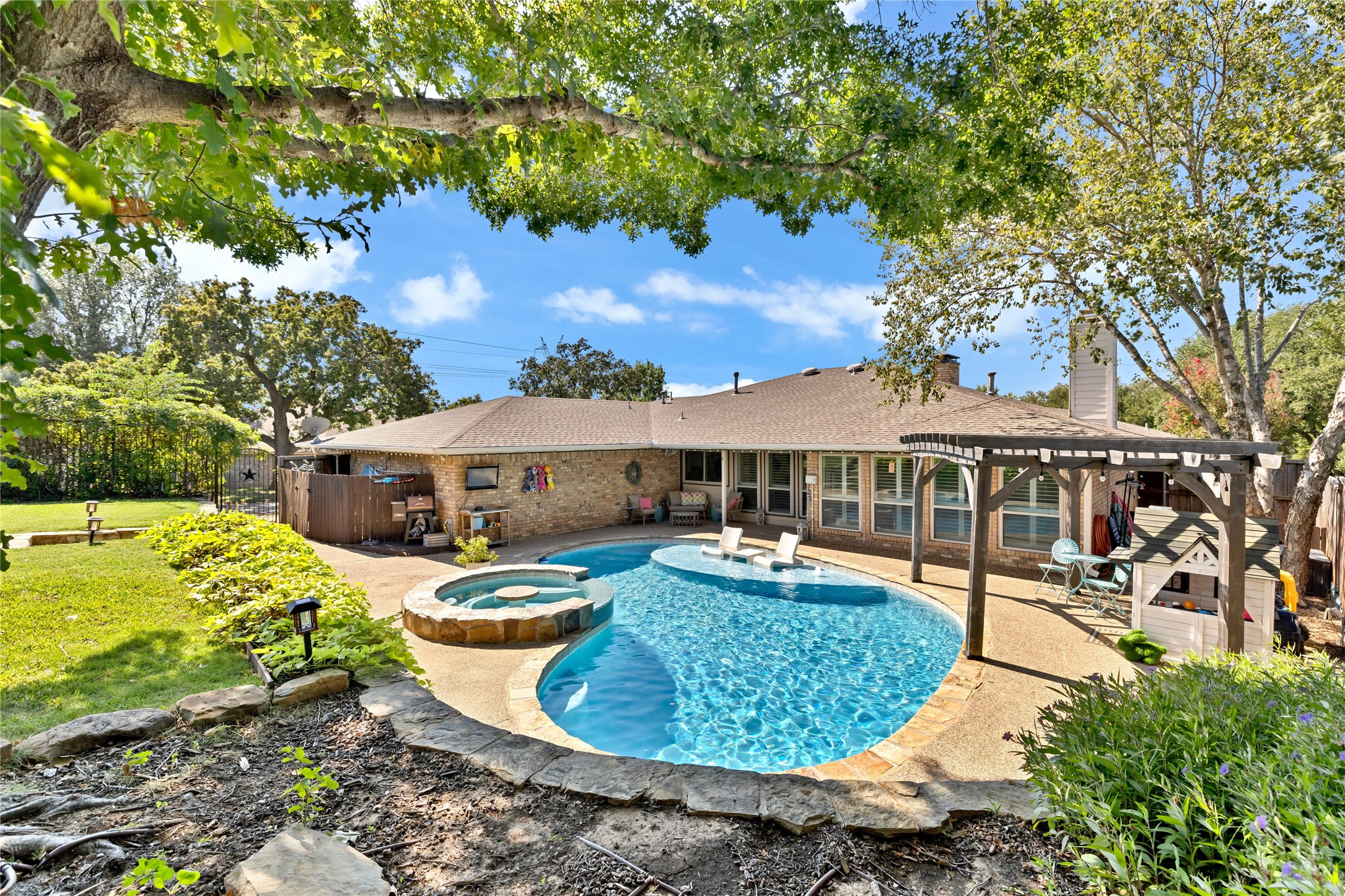 432 Moran Drive Highland Village TX 75077