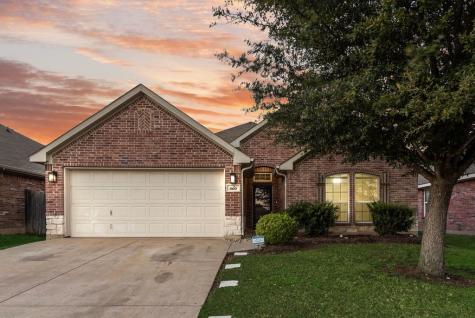 500 Crescent Creek Lane Fort Worth TX 76140