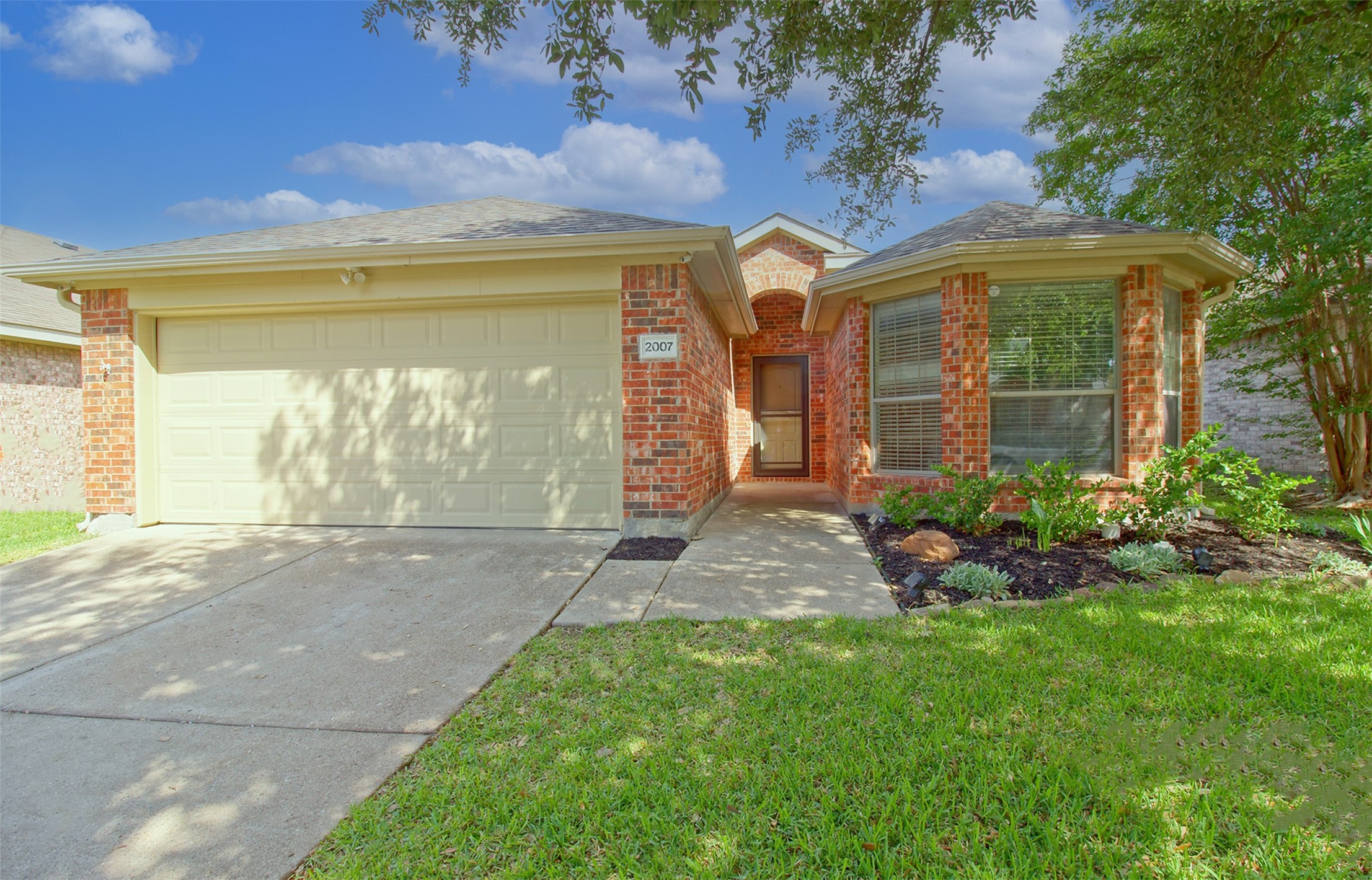 2007 Kings Forest Drive Heartland TX 75126