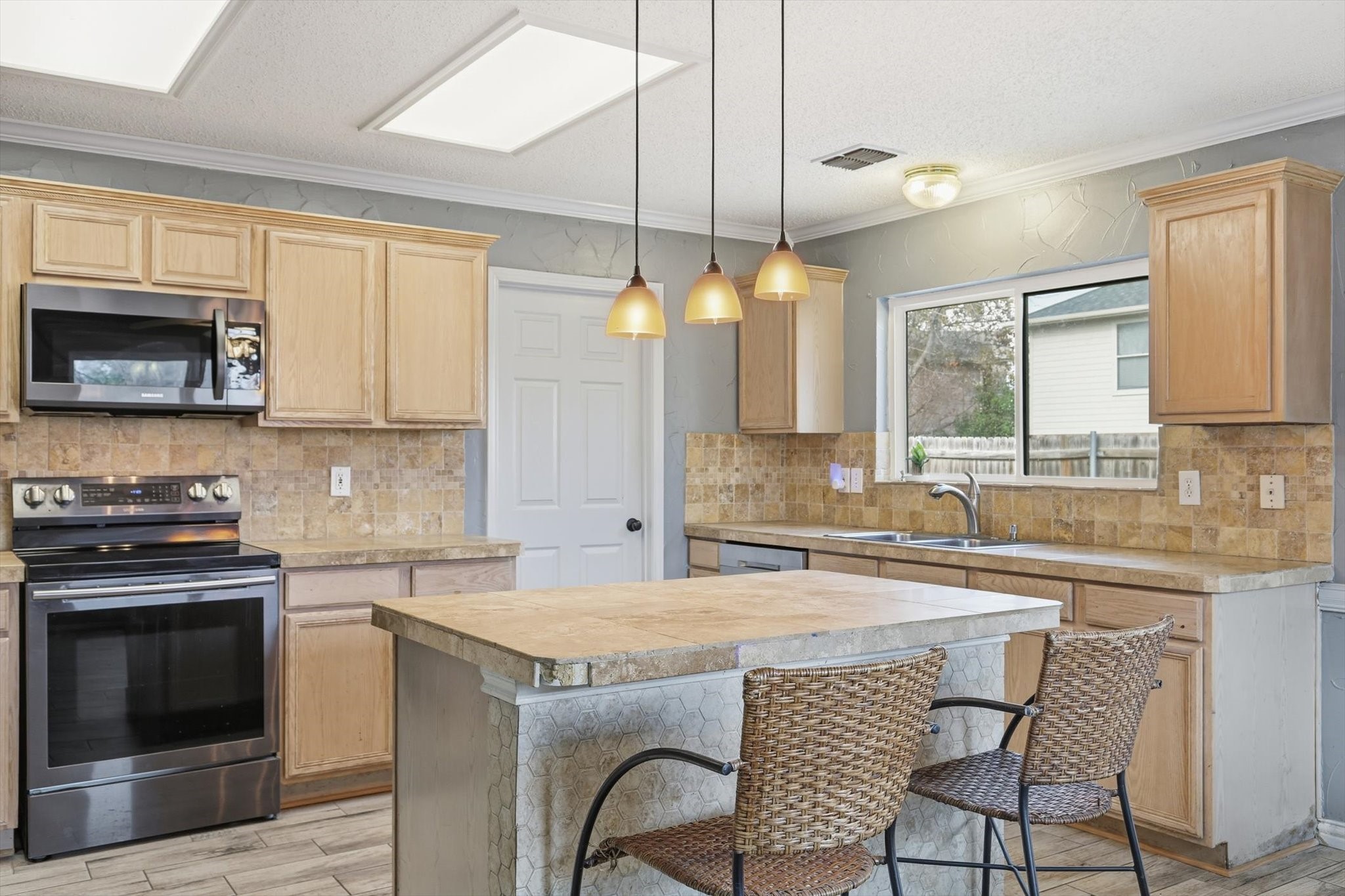 4121 Tupelo Trail Fort Worth TX 76244