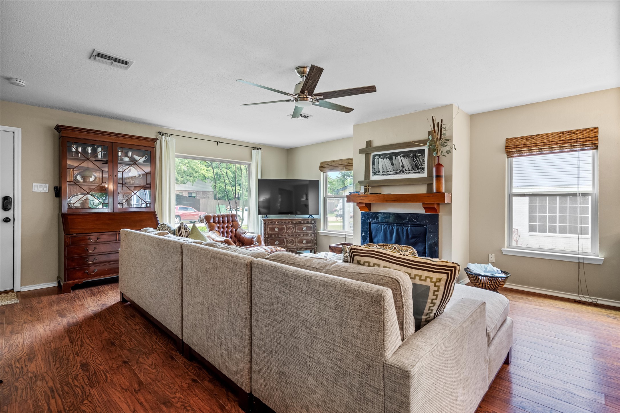 1901 Yellowstone Lane Corinth TX 76210
