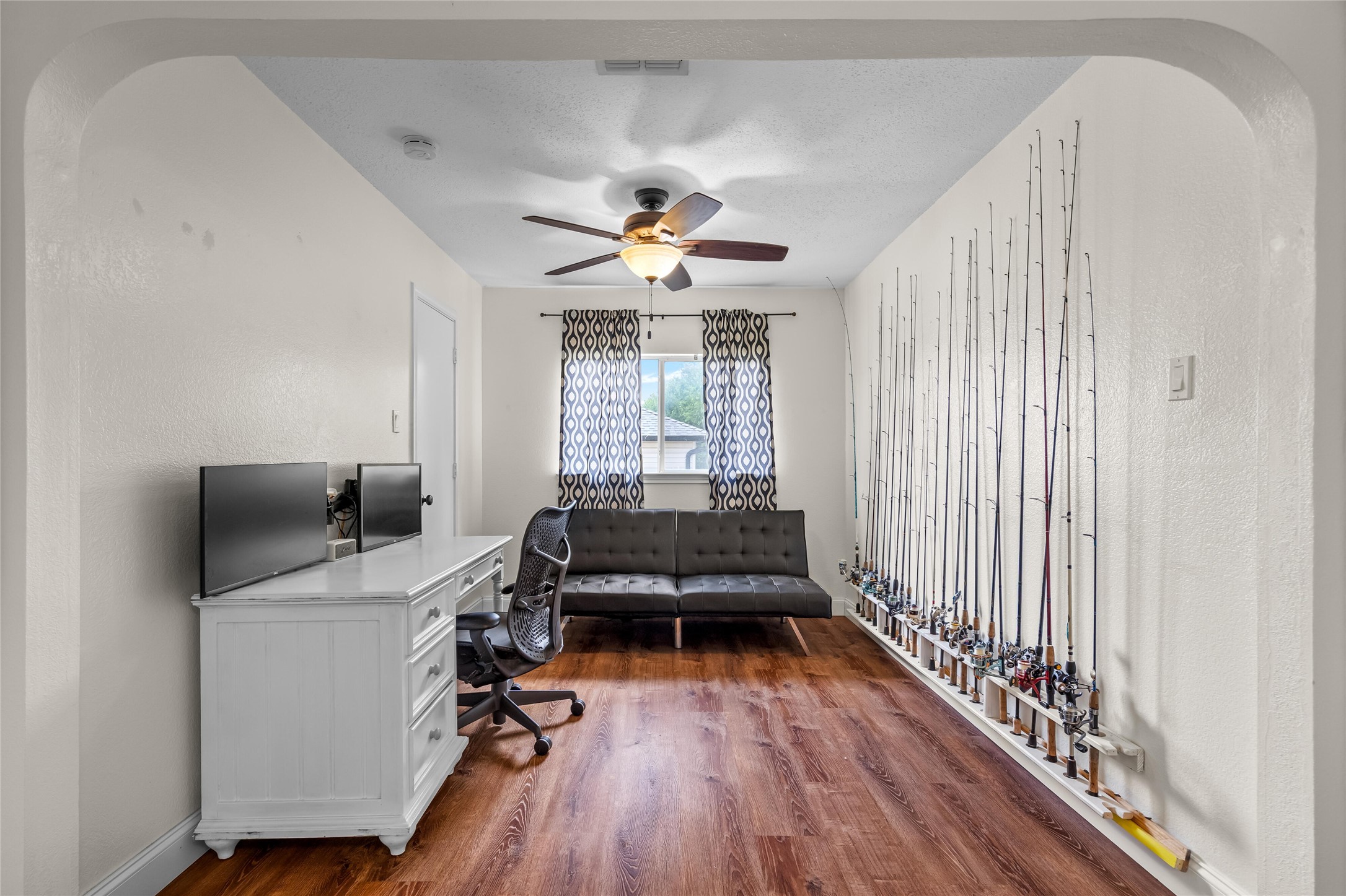 1901 Yellowstone Lane Corinth TX 76210