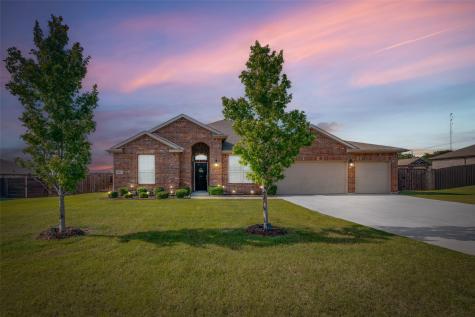304 Amber Lane Nevada TX 75173