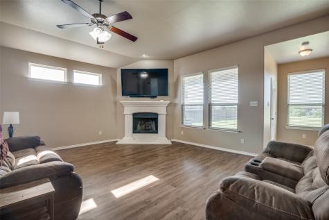 304 Amber Lane Nevada TX 75173