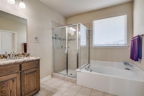 304 Amber Lane Nevada TX 75173