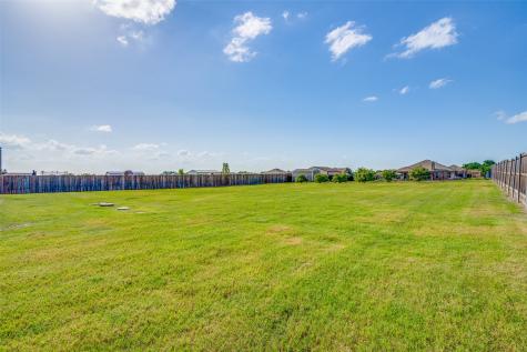 304 Amber Lane Nevada TX 75173