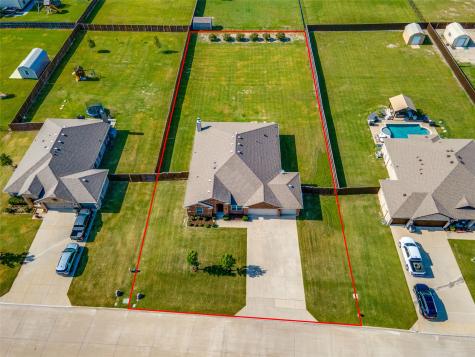 304 Amber Lane Nevada TX 75173