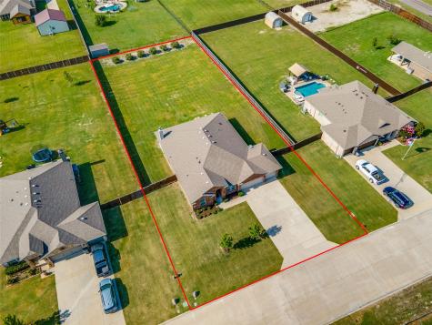 304 Amber Lane Nevada TX 75173
