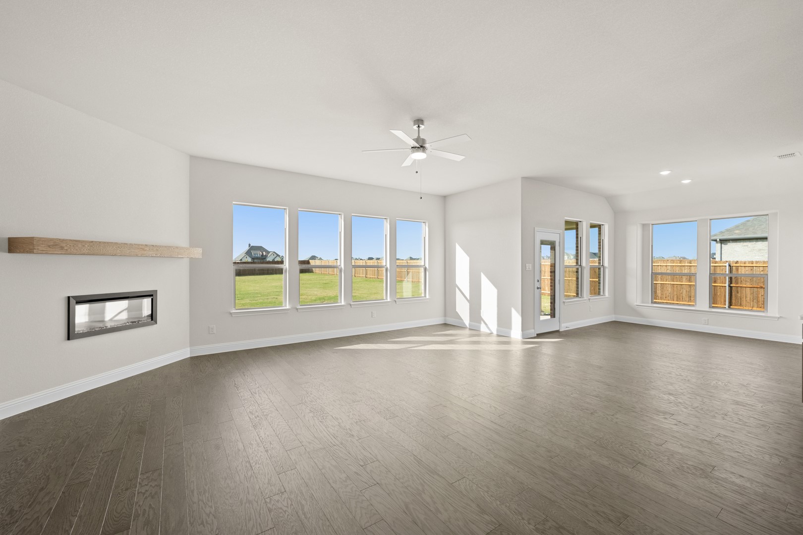 105 Grey Wolf Court Godley TX 76044