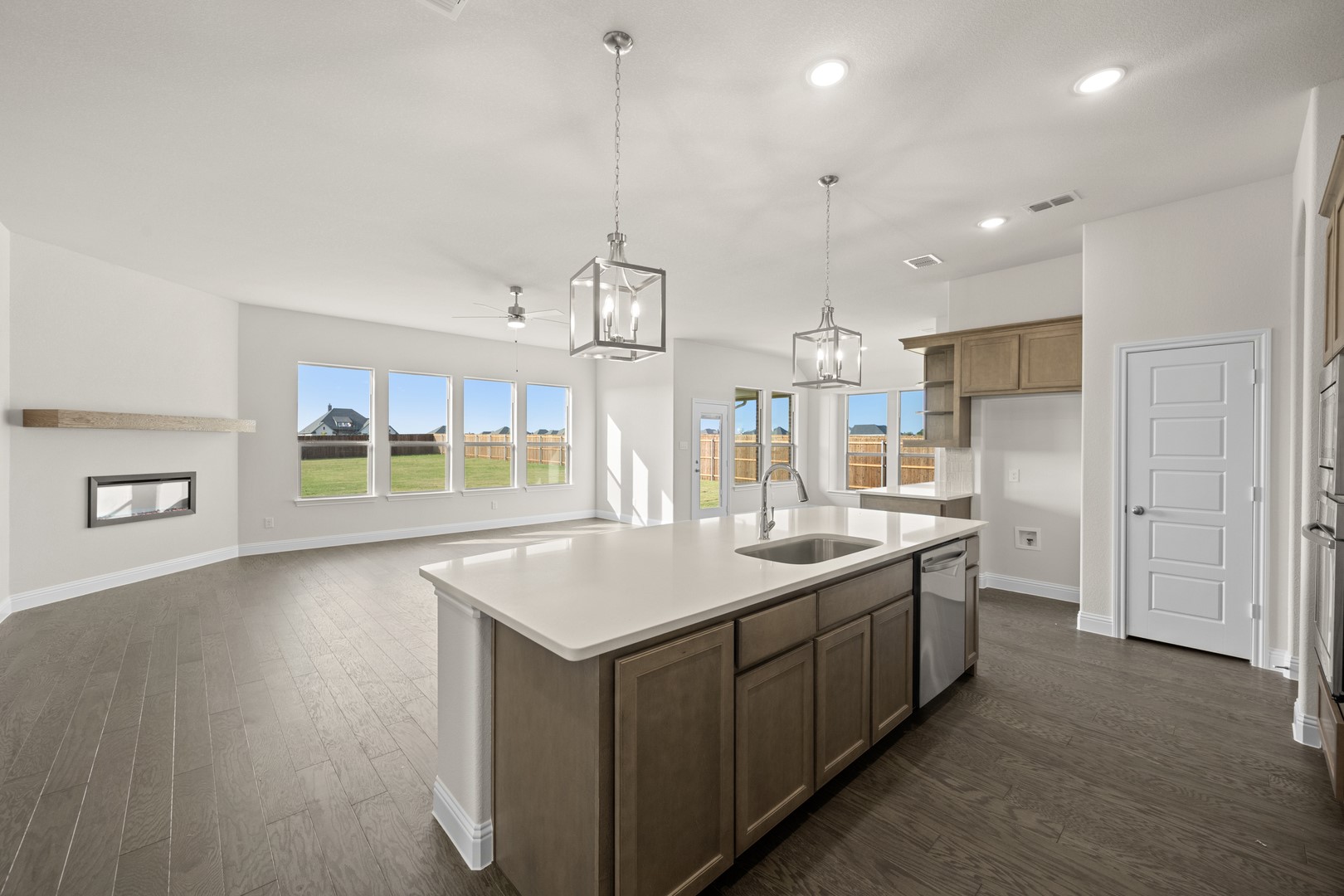 105 Grey Wolf Court Godley TX 76044