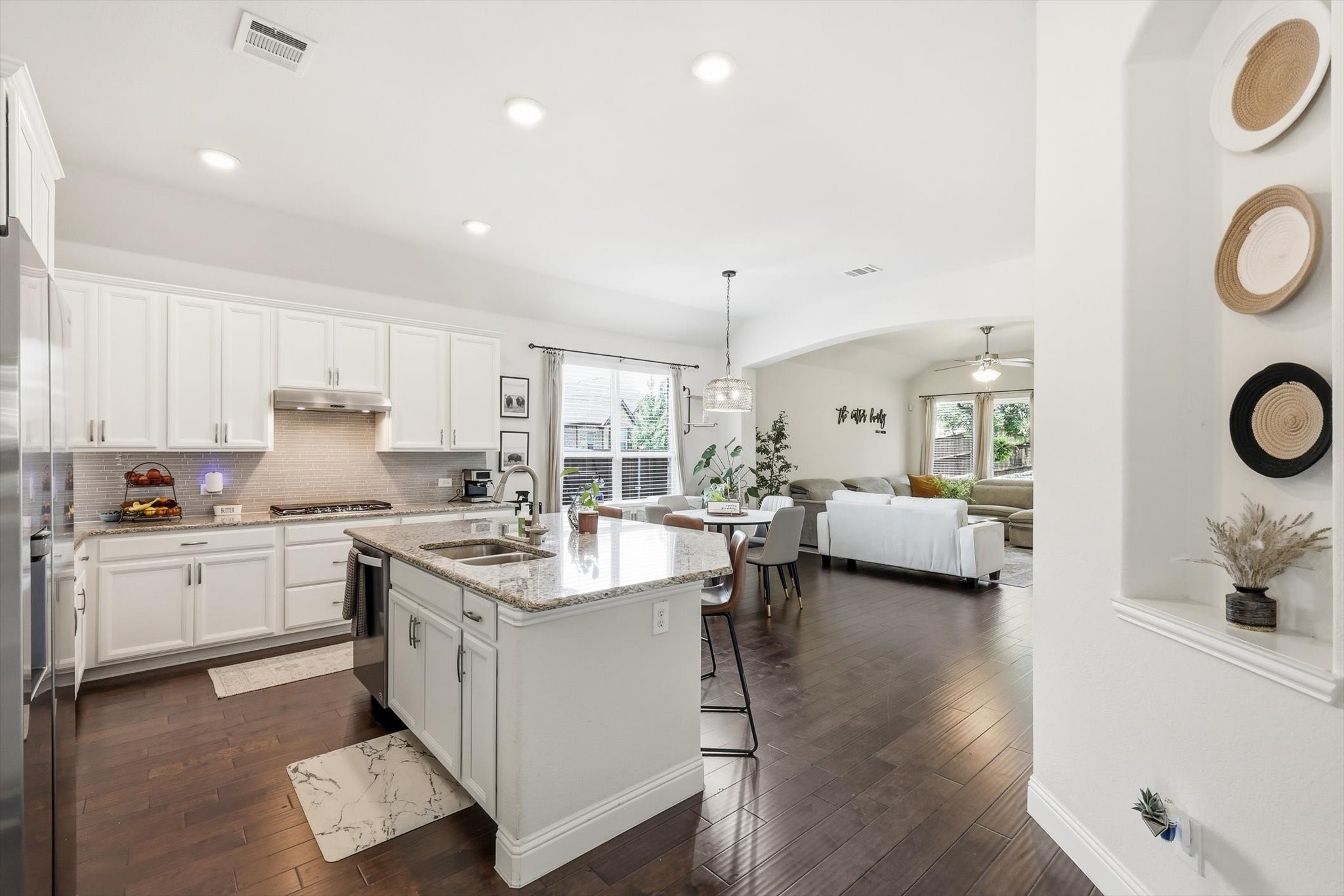 1540 Tanglewood Trail Northlake TX 76226