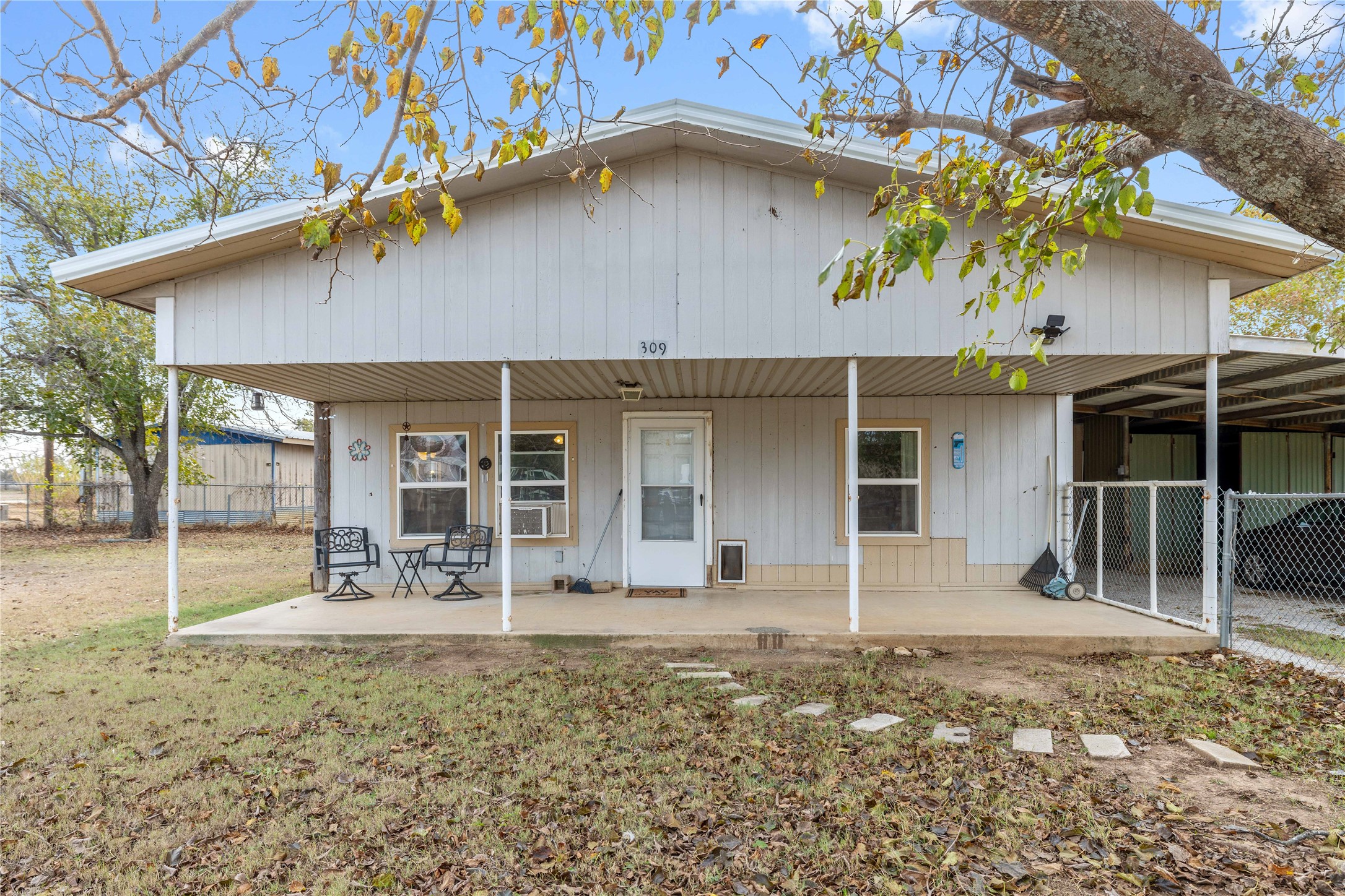 309 Goodwin Bangs TX 76823