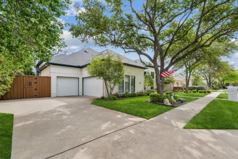 18736 Wainsborough Lane Dallas TX 75287