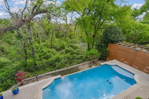 18736 Wainsborough Lane Dallas TX 75287