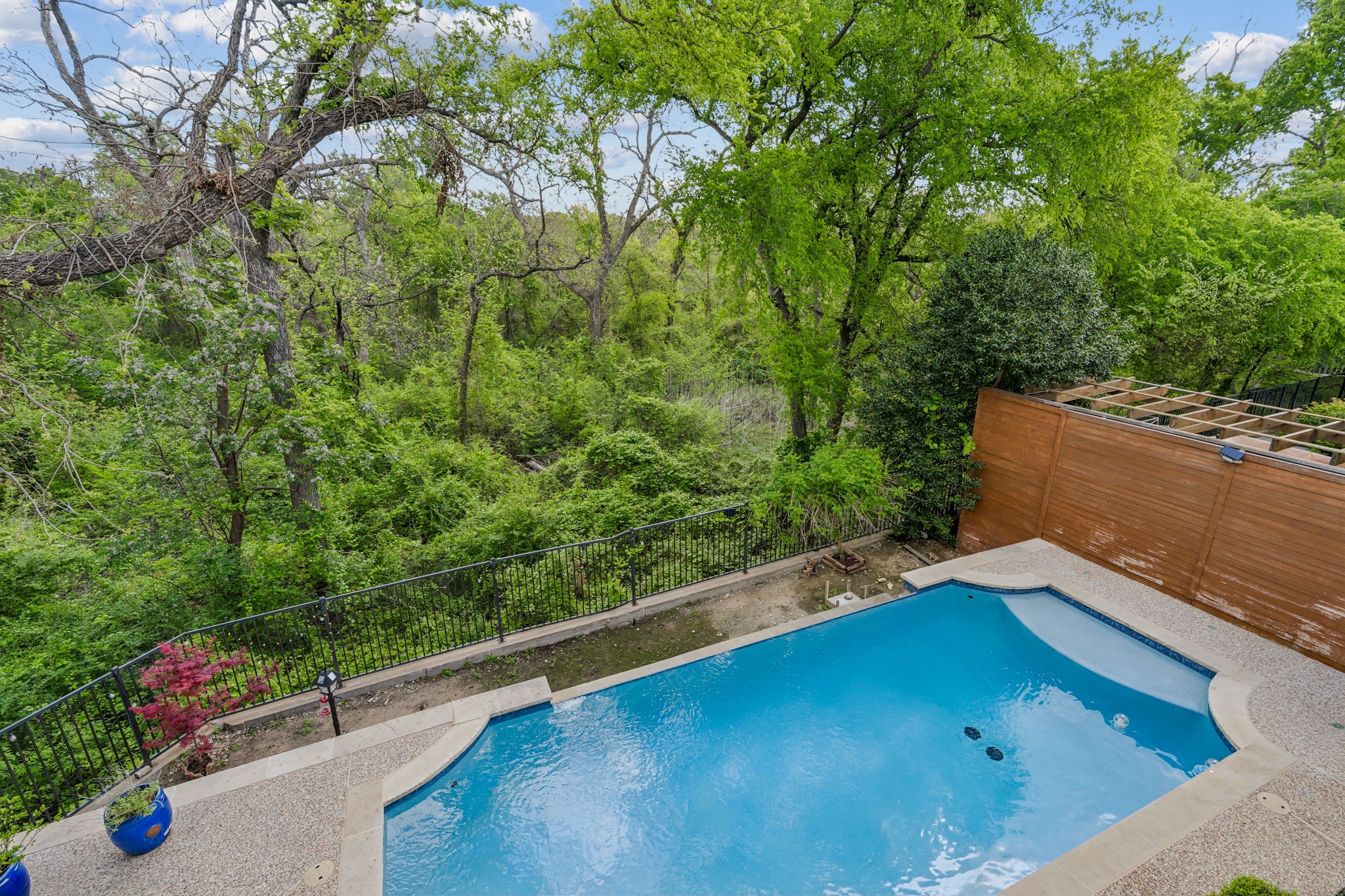 18736 Wainsborough Lane Dallas TX 75287
