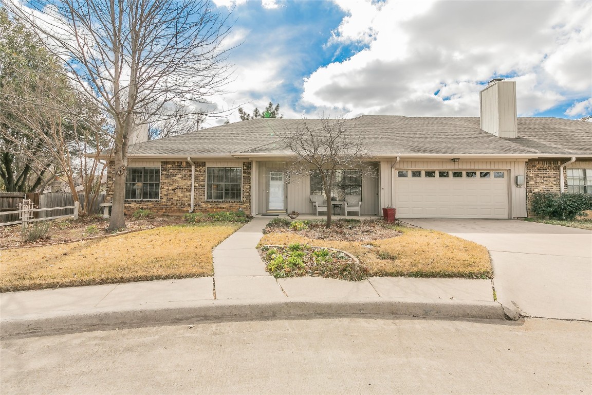 2020 Parkside Court Grapevine TX 76051