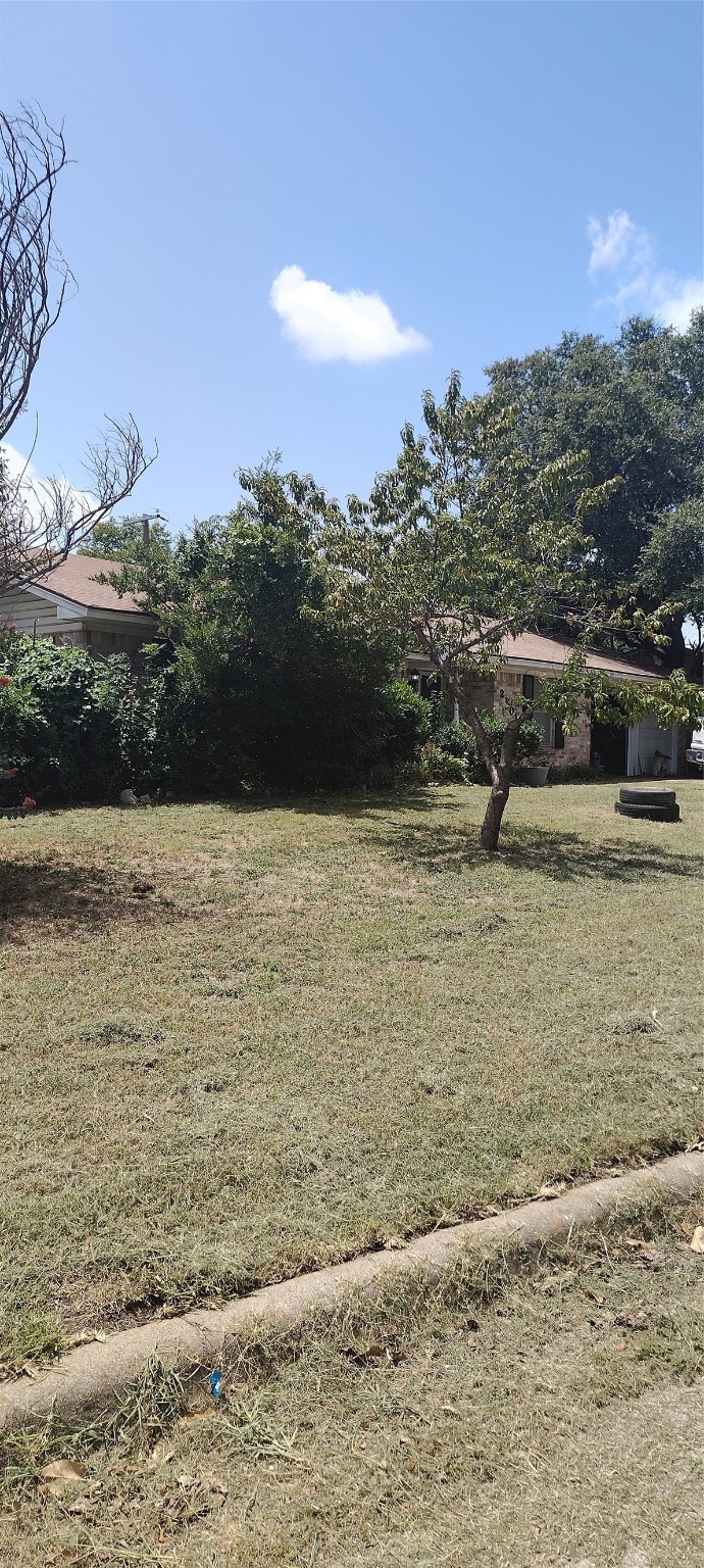 2801 Wren Avenue Fort Worth TX 76133