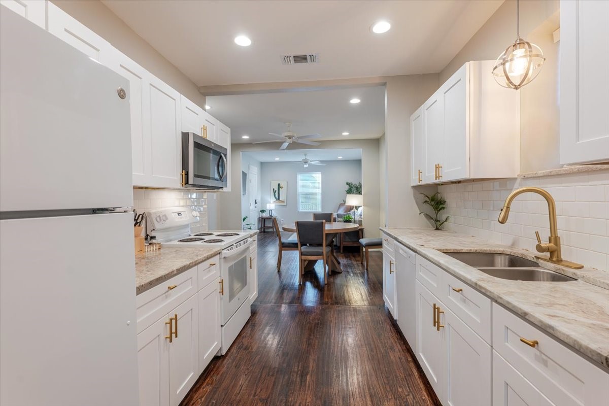 1302 NW 3rd Avenue Mineral Wells TX 76067