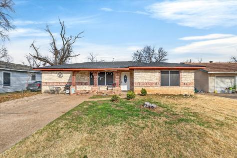 1115 Fisher Street Bellmead TX 76705