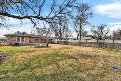 1115 Fisher Street Bellmead TX 76705