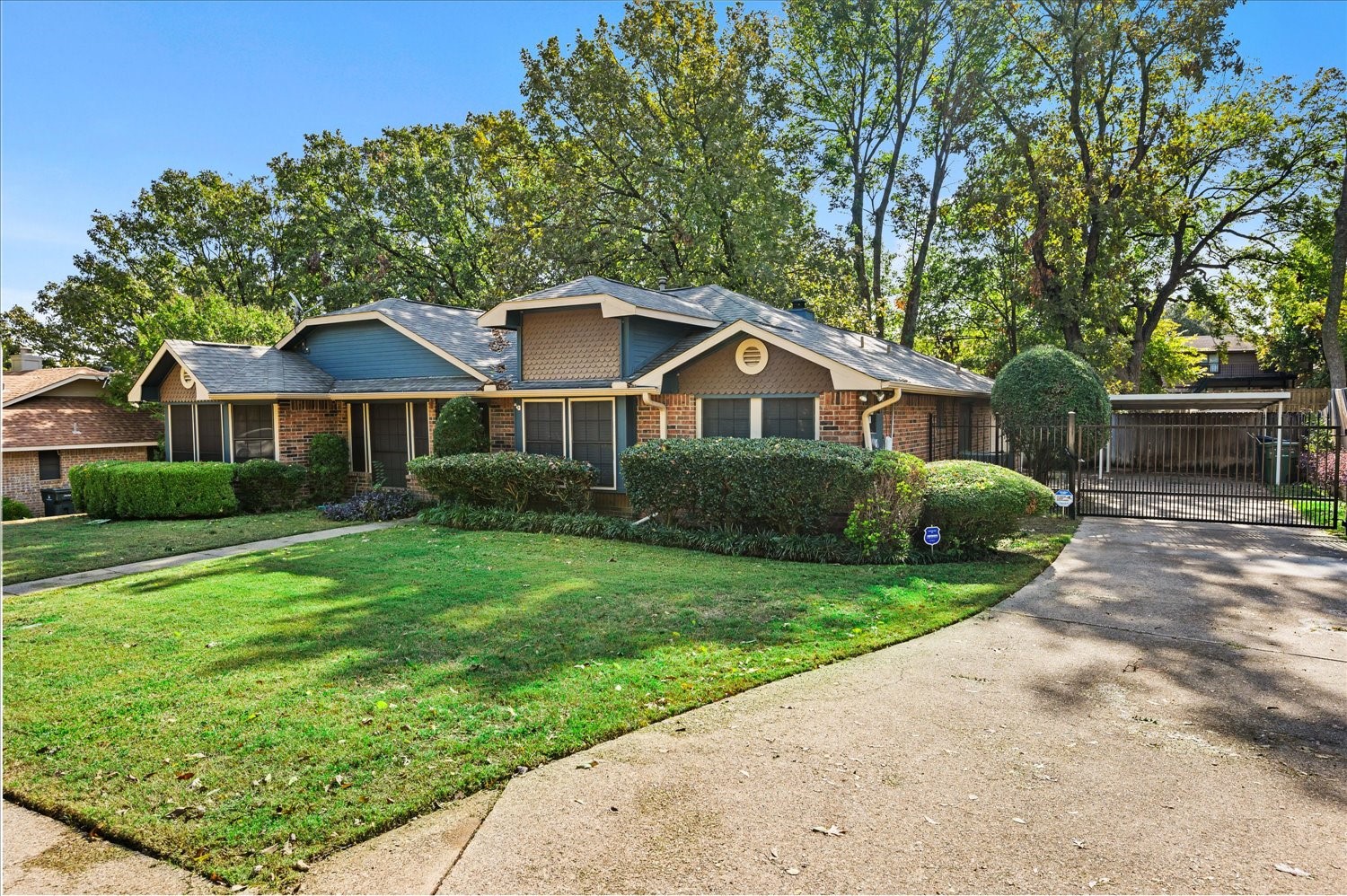 313 Country View Lane Garland TX 75043