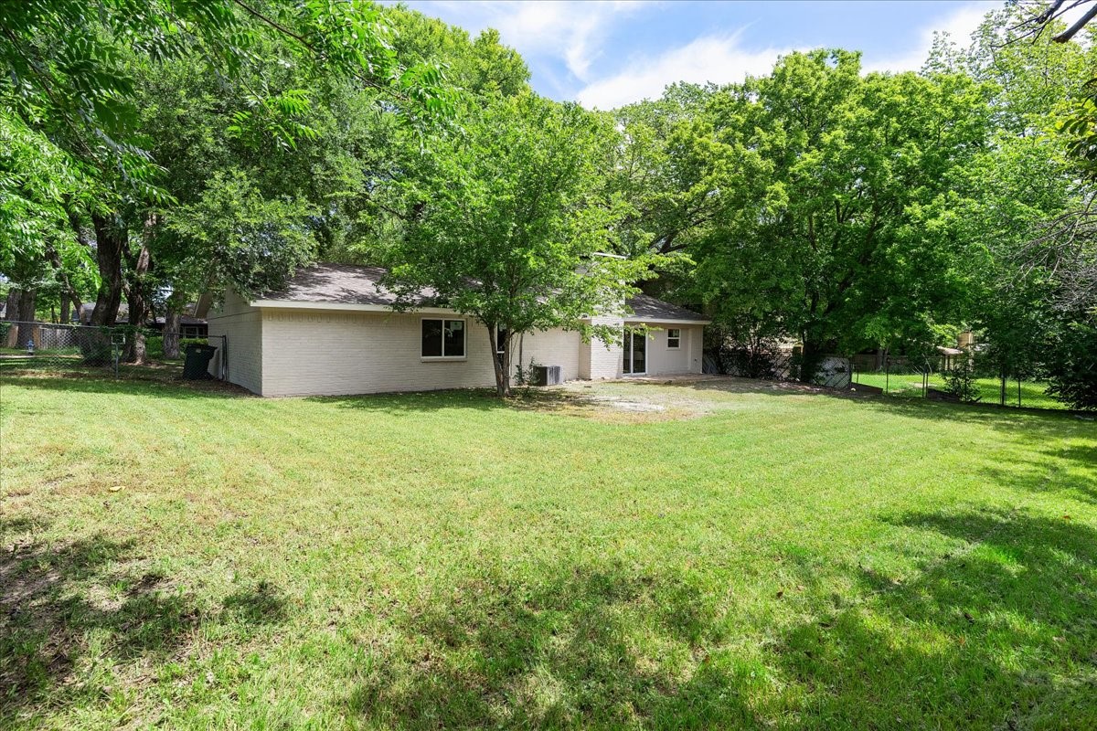 13 Eastlane Place Plano TX 75074