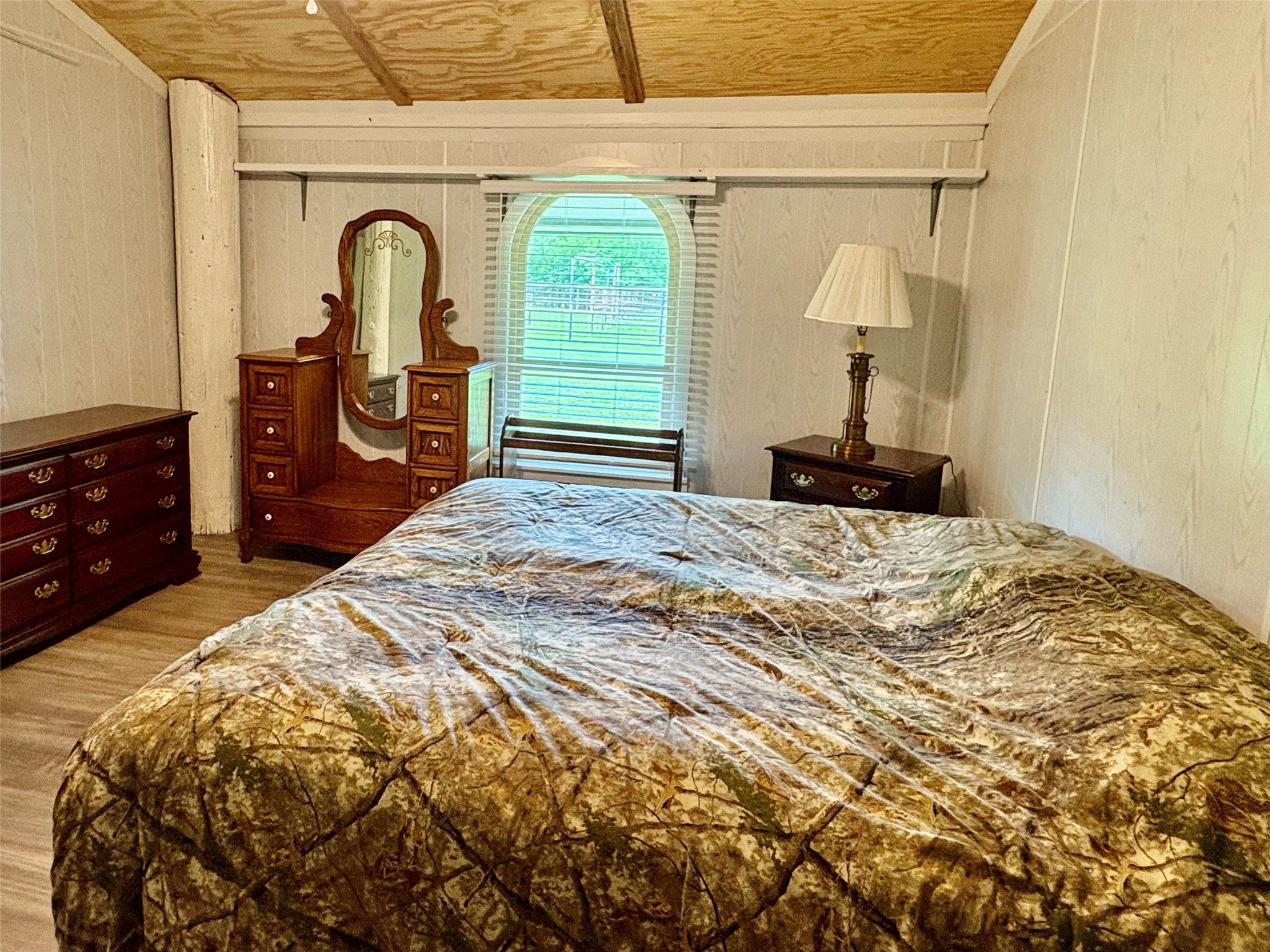 2212 County Road 4128 Cumby TX 75433