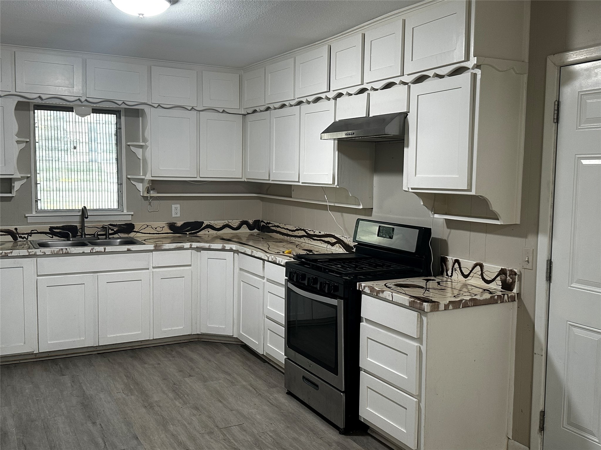 400 E Liberty Street Pilot Point TX 76258