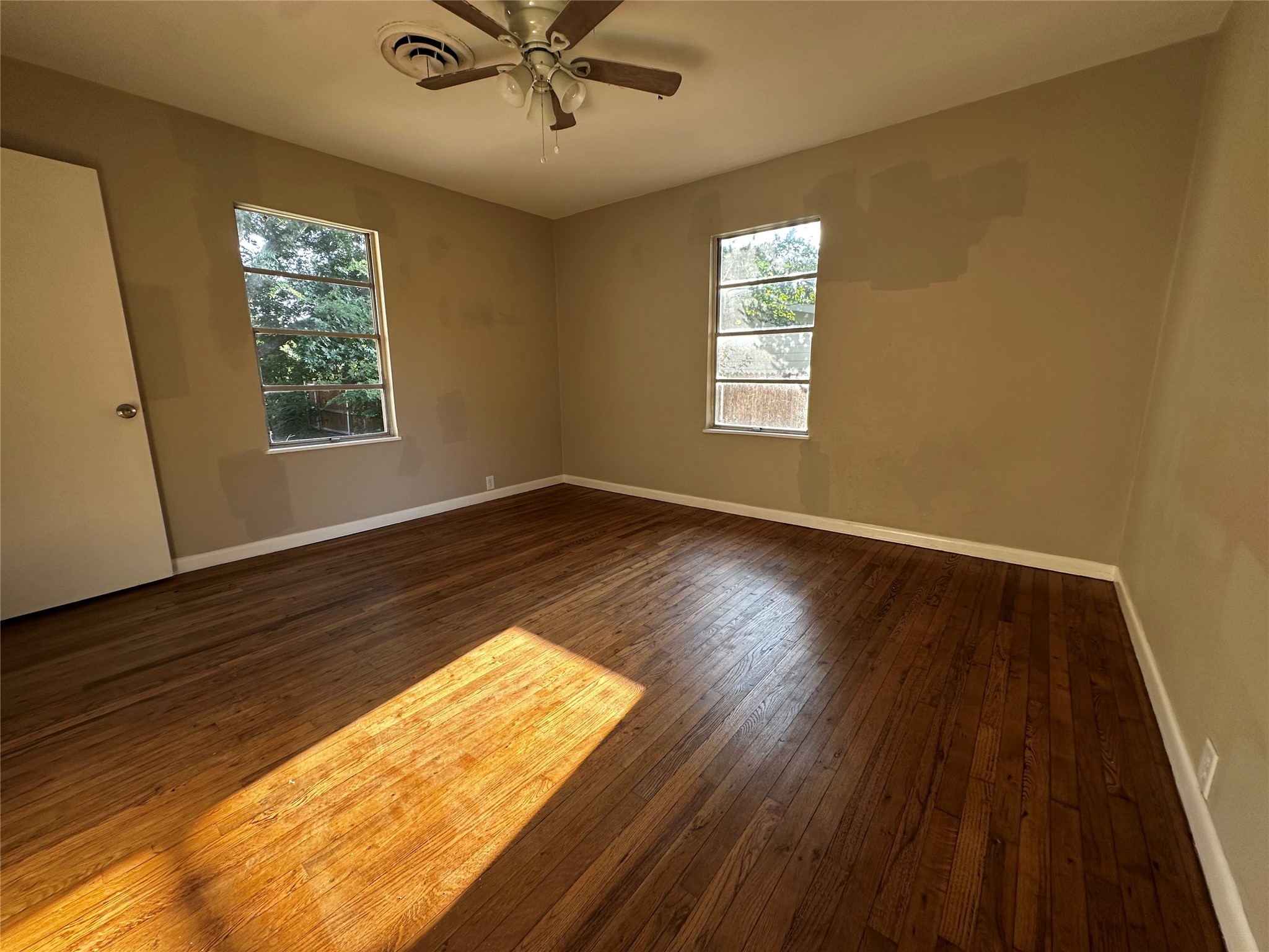 400 E Liberty Street Pilot Point TX 76258