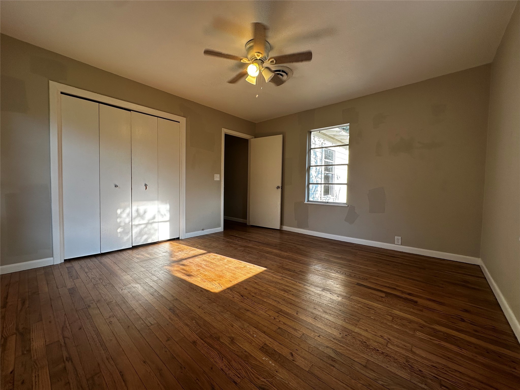 400 E Liberty Street Pilot Point TX 76258