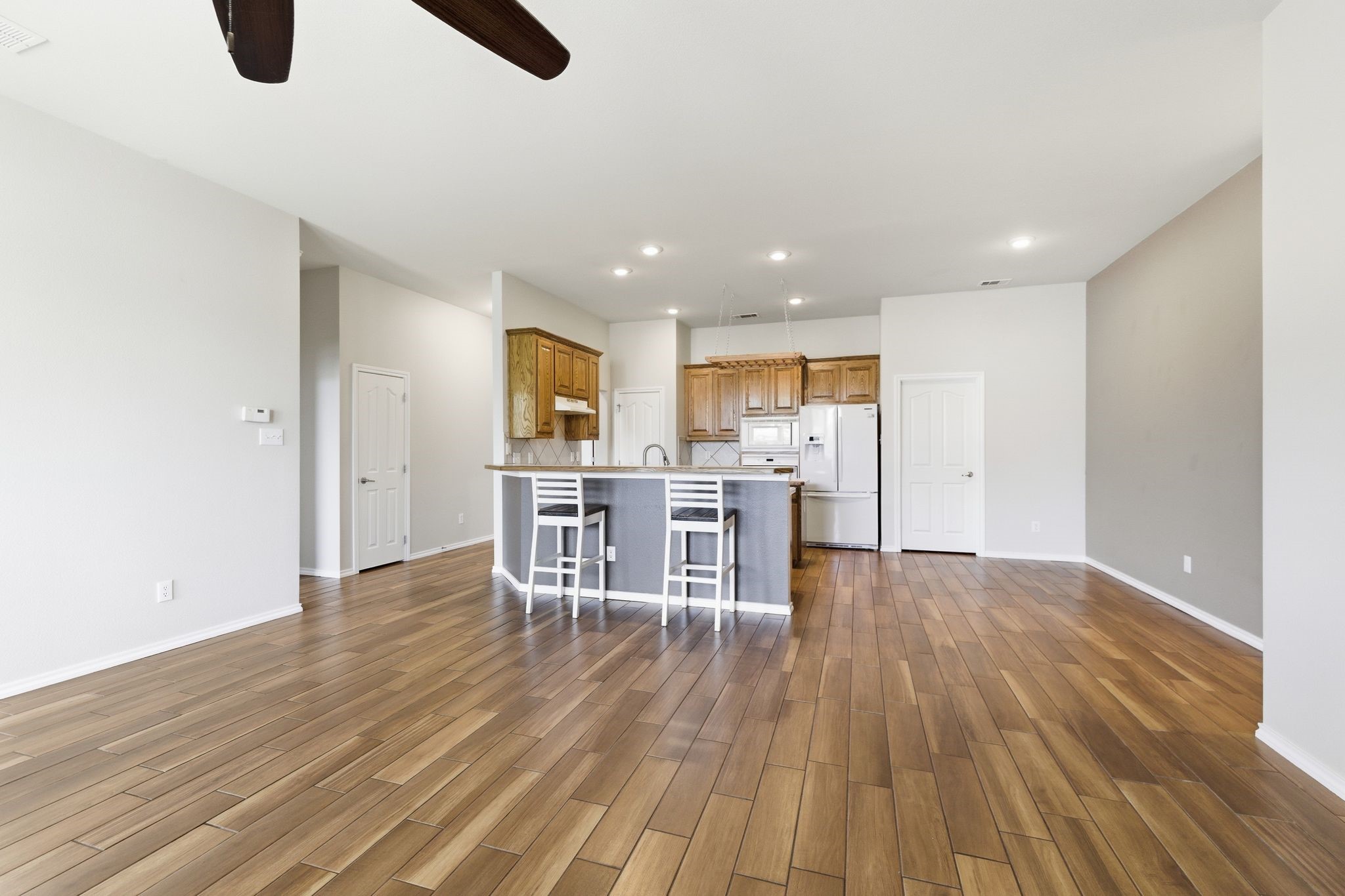 817 Huebner Way Burleson TX 76028