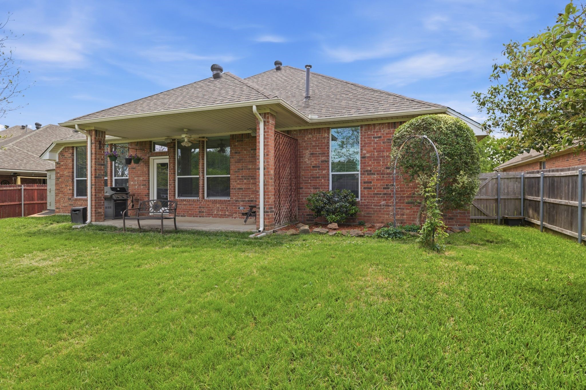 817 Huebner Way Burleson TX 76028