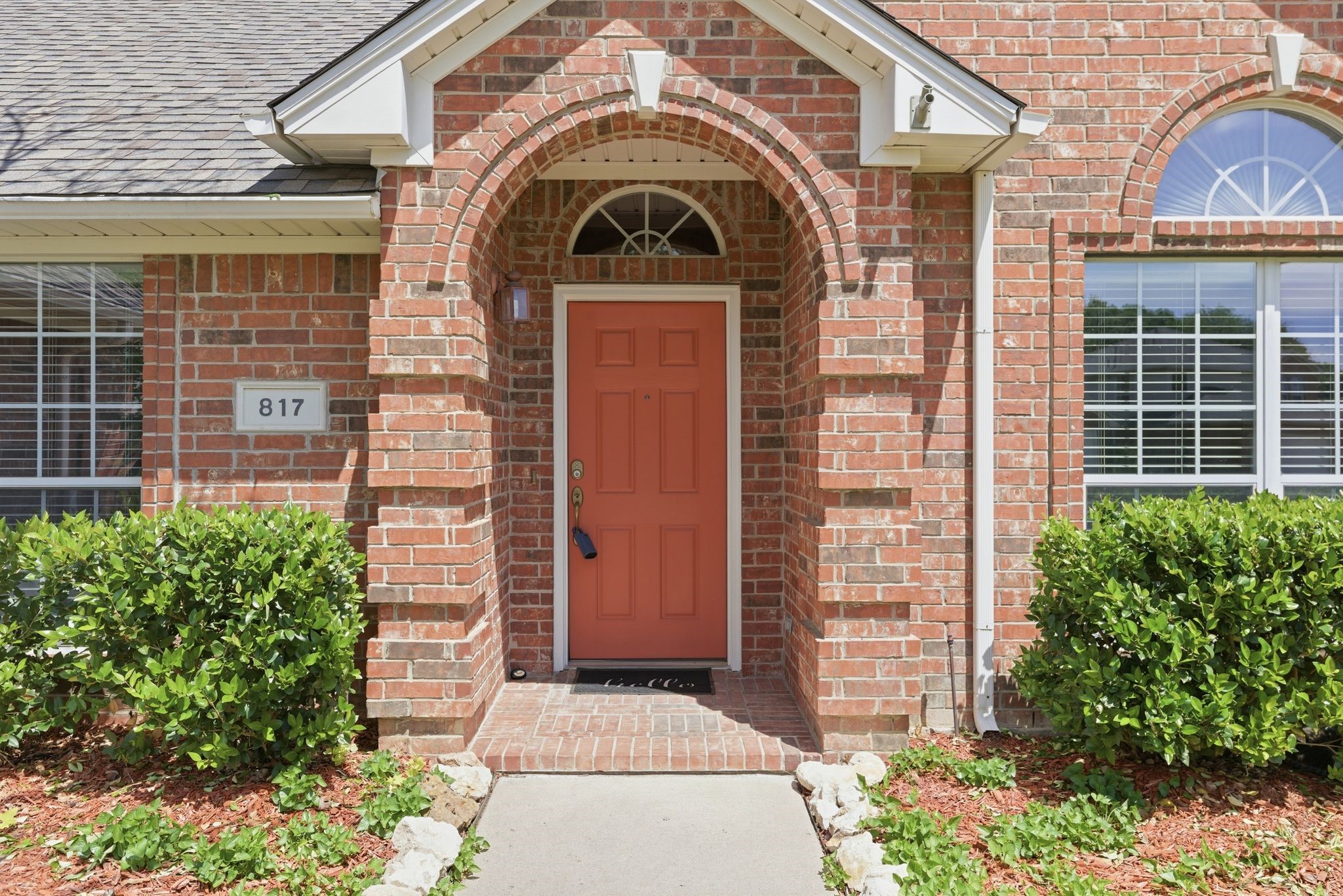 817 Huebner Way Burleson TX 76028
