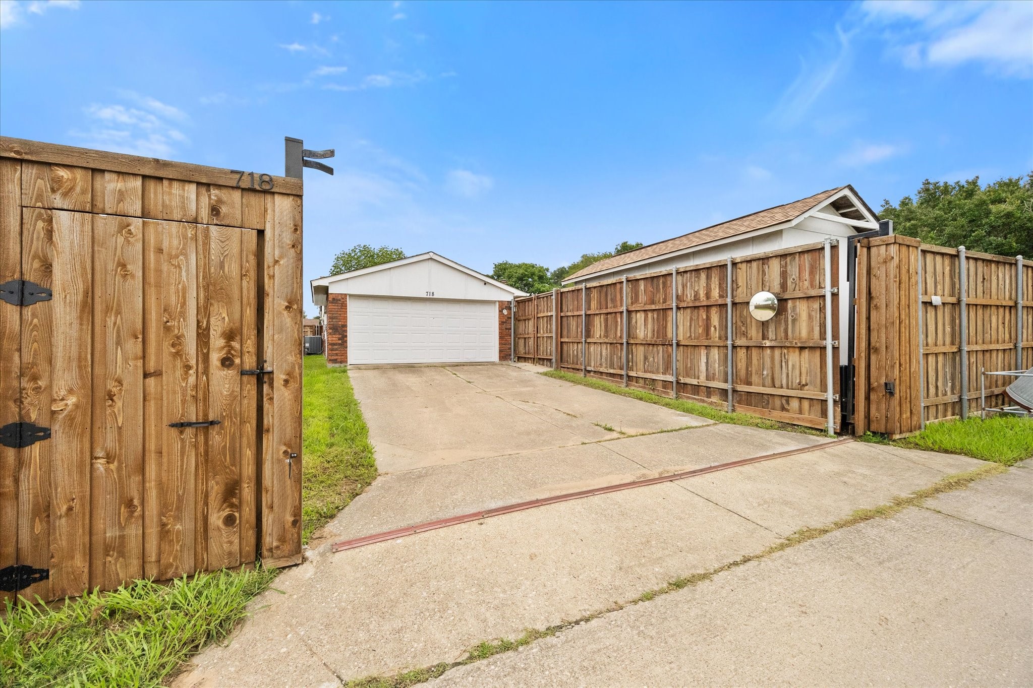718 Via Sonoma Mesquite TX 75150