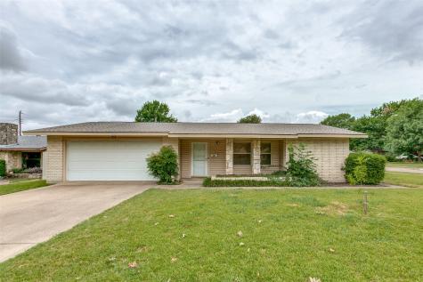 1407 Meadow View Drive Richardson TX 75080