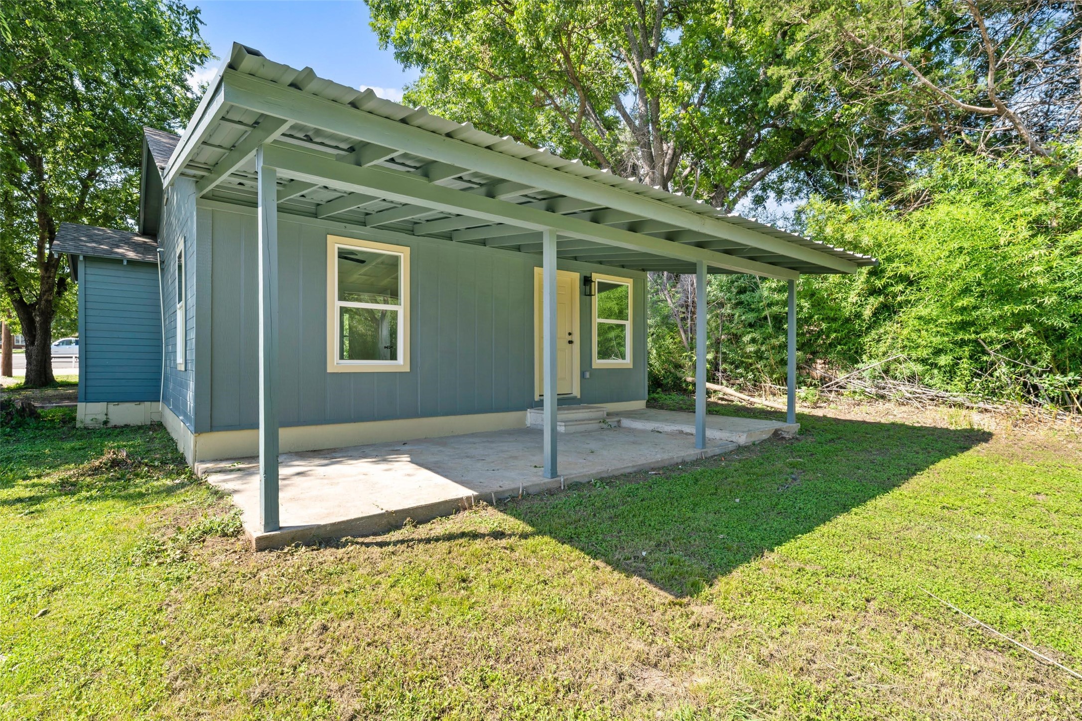 103 E Stegall Drive Robinson TX 76706